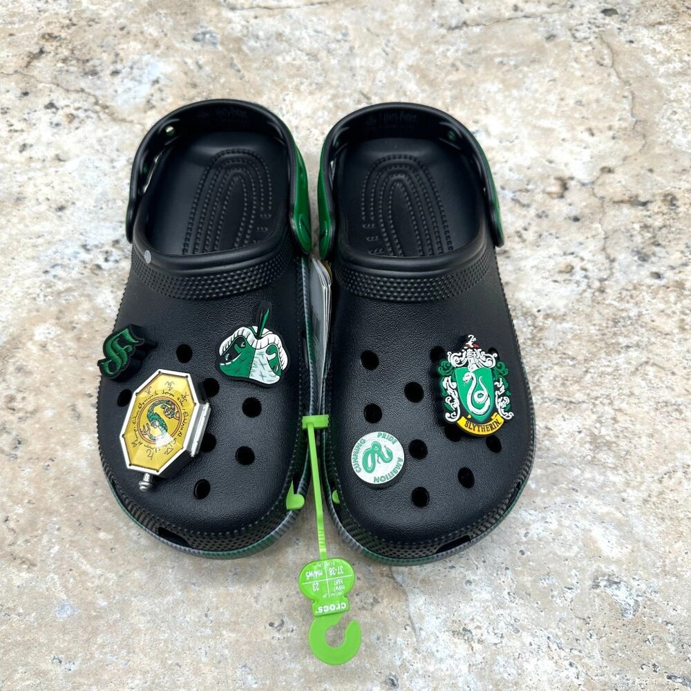 Crocs Harry Potter Slytherin Classic Clog Black Green Jibbitz Unisex M5 W7 NWT - Picture 2 of 13